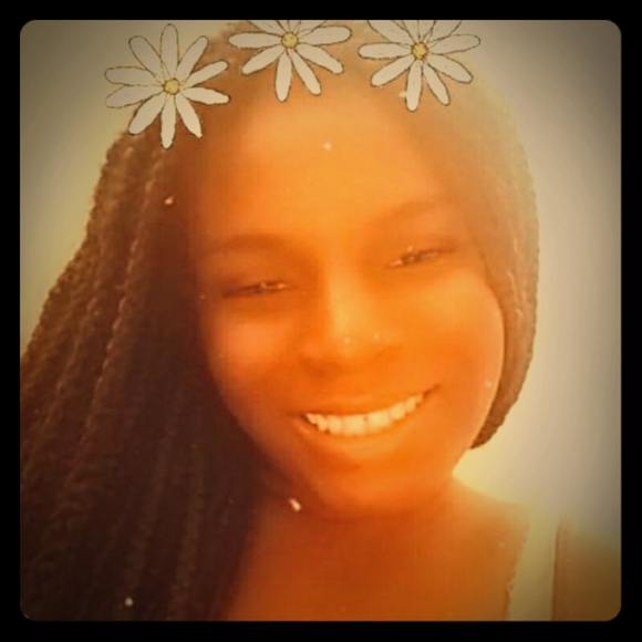 Meet your Posher, Ruby - Picture 1 of 1